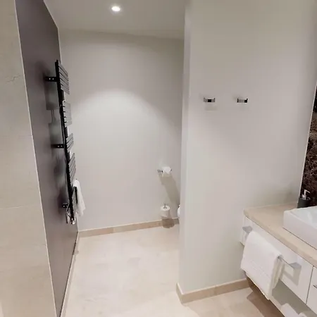 White Pearl 1.12 아파트 티멘도르프스트랜드